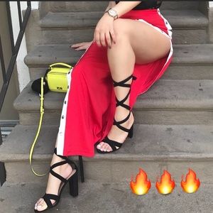 Red Flare Track Pants / side snap / loose / wide leg